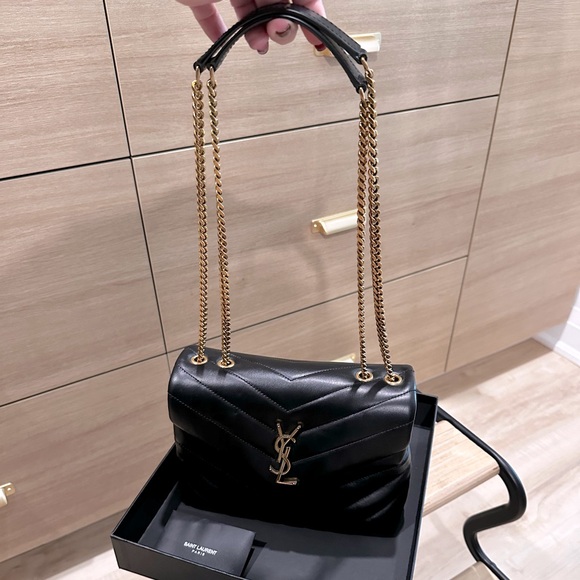 LOULOU MEDIUM IN QUILTED LEATHER
NOIR - Picture 1 of 2